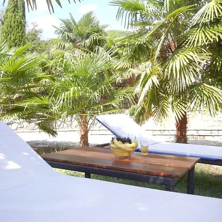 Laurea * Ловран